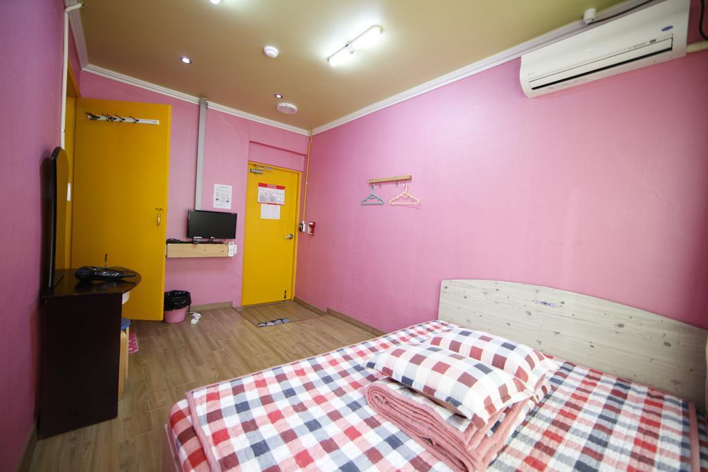 Bluefish Guesthouse Puszan Kültér fotó